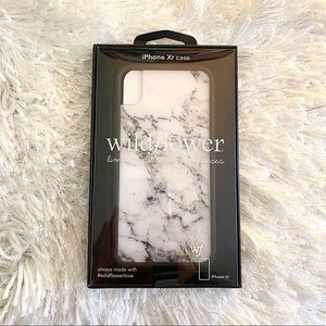 Wildflower Cases Marble iPhone XR
